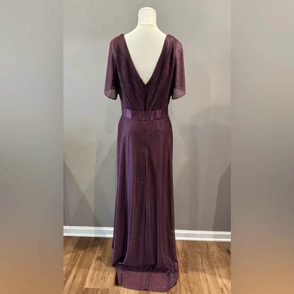 Like New Elegant Purple Evening Gown - Picture 4 of 8